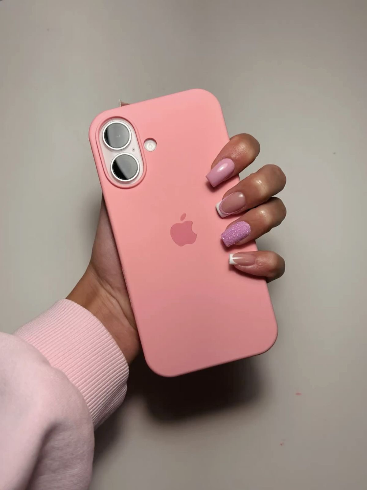 Fouro silicone iPhone 16
